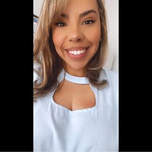 Meet your Posher, Raquel